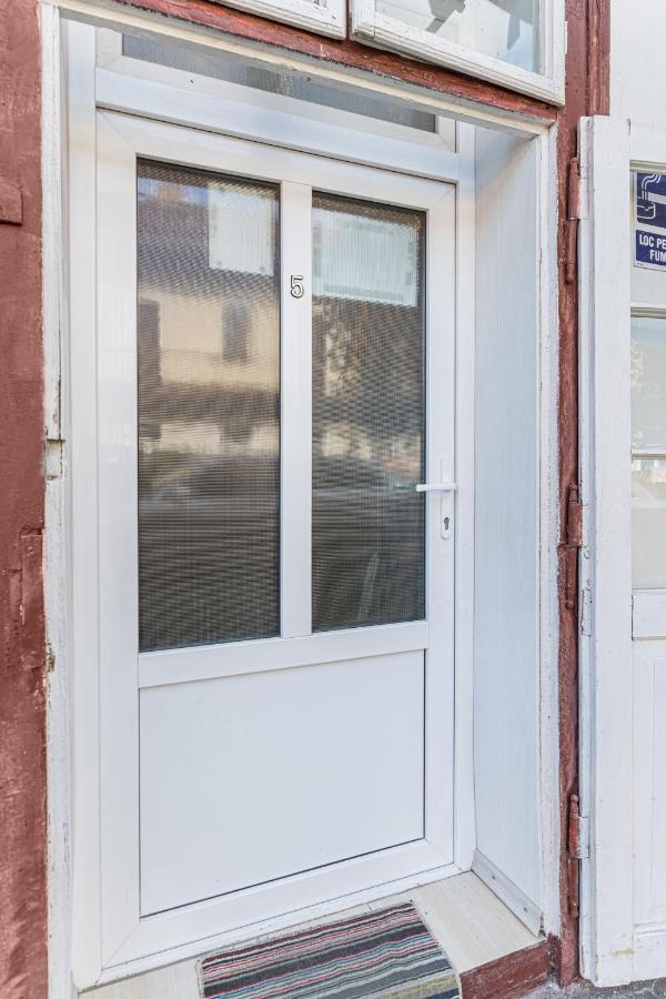Zen Studio Brasov Luaran gambar